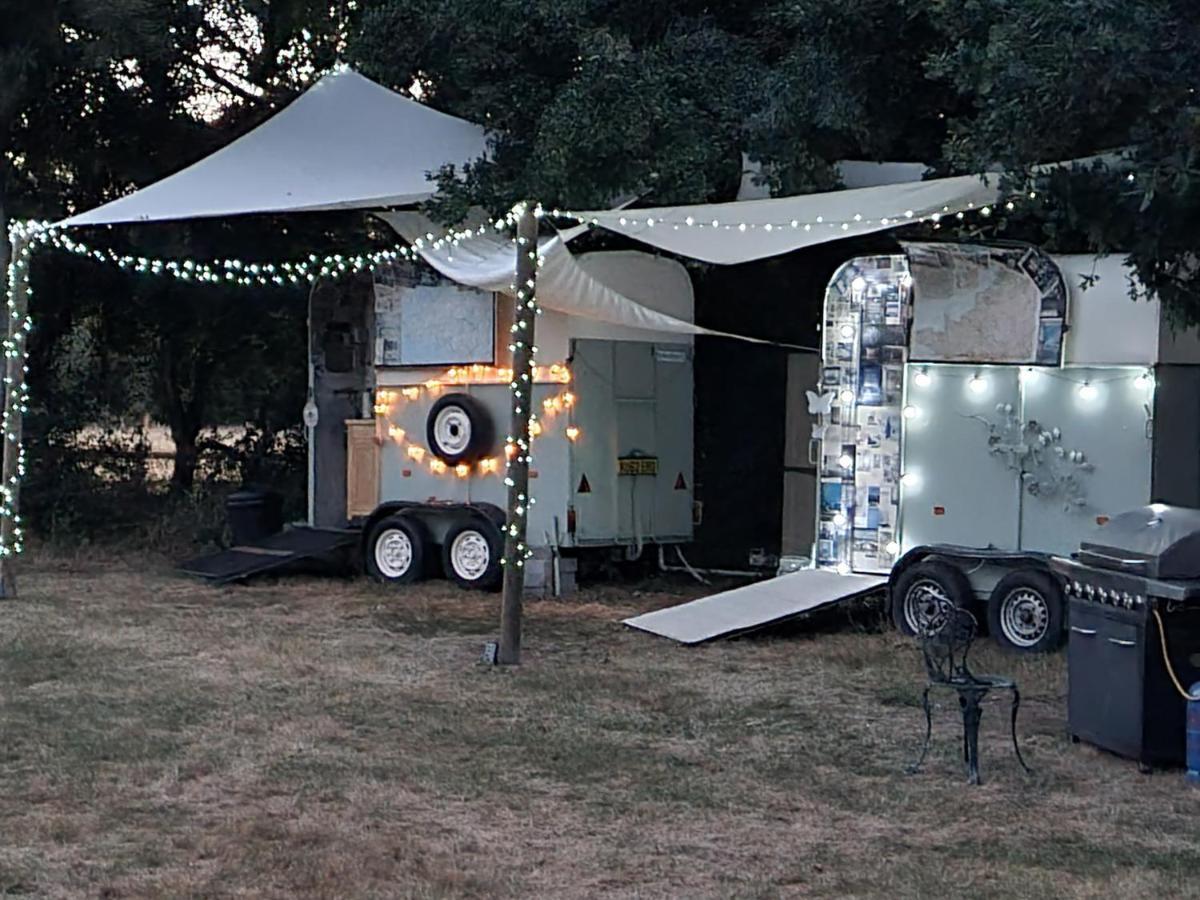 Glamping In Style, Prospector Tent Crawley  Exterior photo